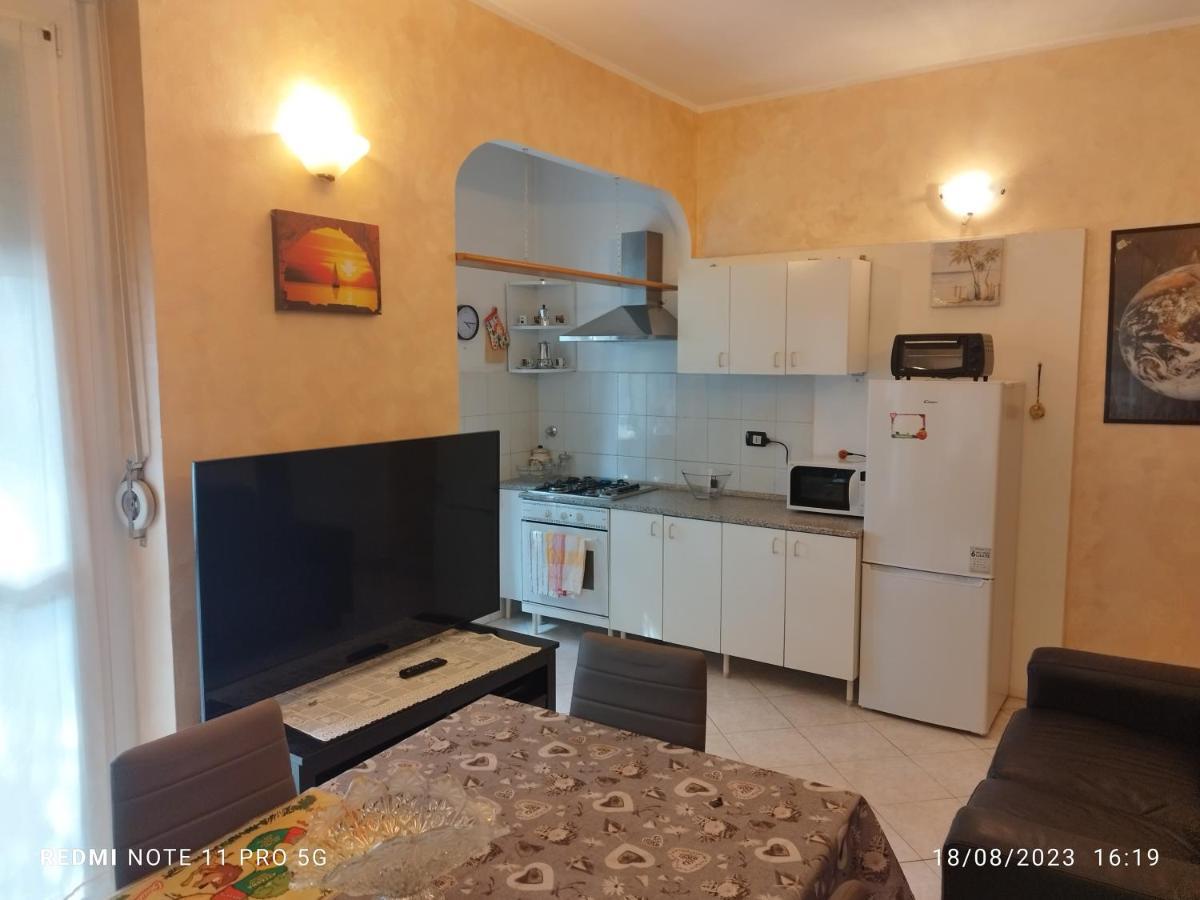 Vercelli Holiday House Torino Esterno foto