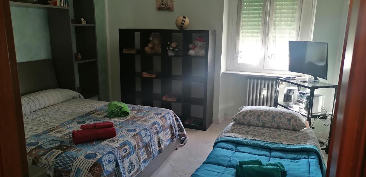 Vercelli Holiday House Torino Esterno foto